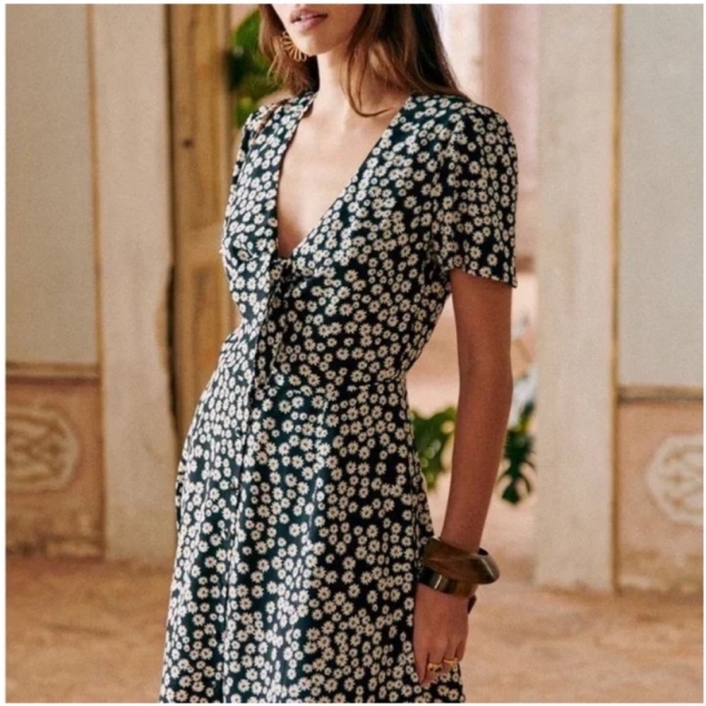 Sezane Norabel dress in Daisy print